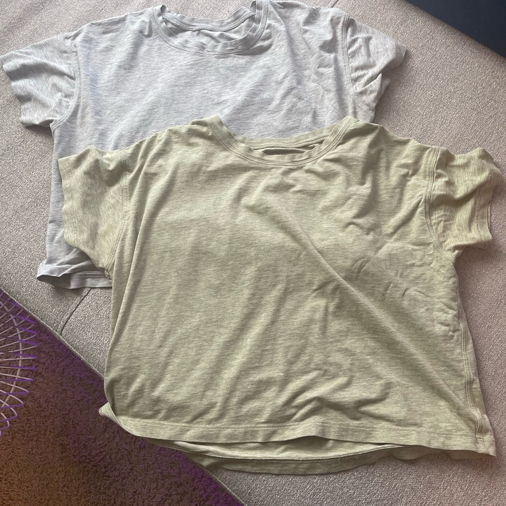 Lulu lemon Cate’s Tee Size 6 Gray and Green